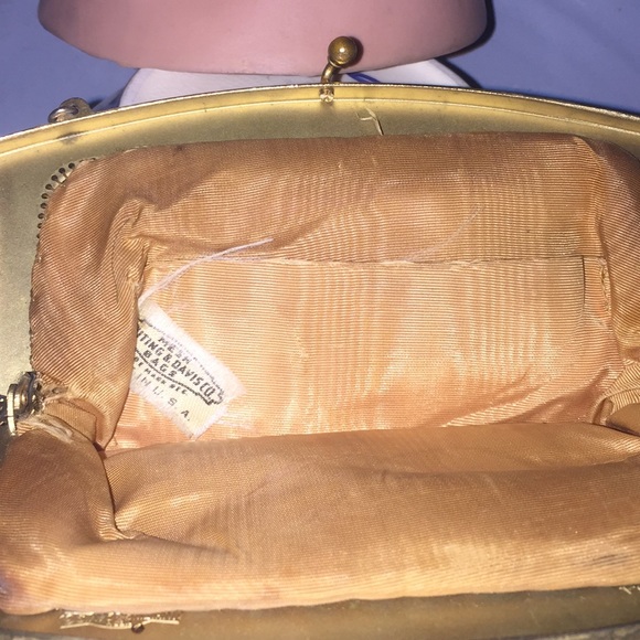 Whiting and Davis gold vintage bag - Picture 3 of 6